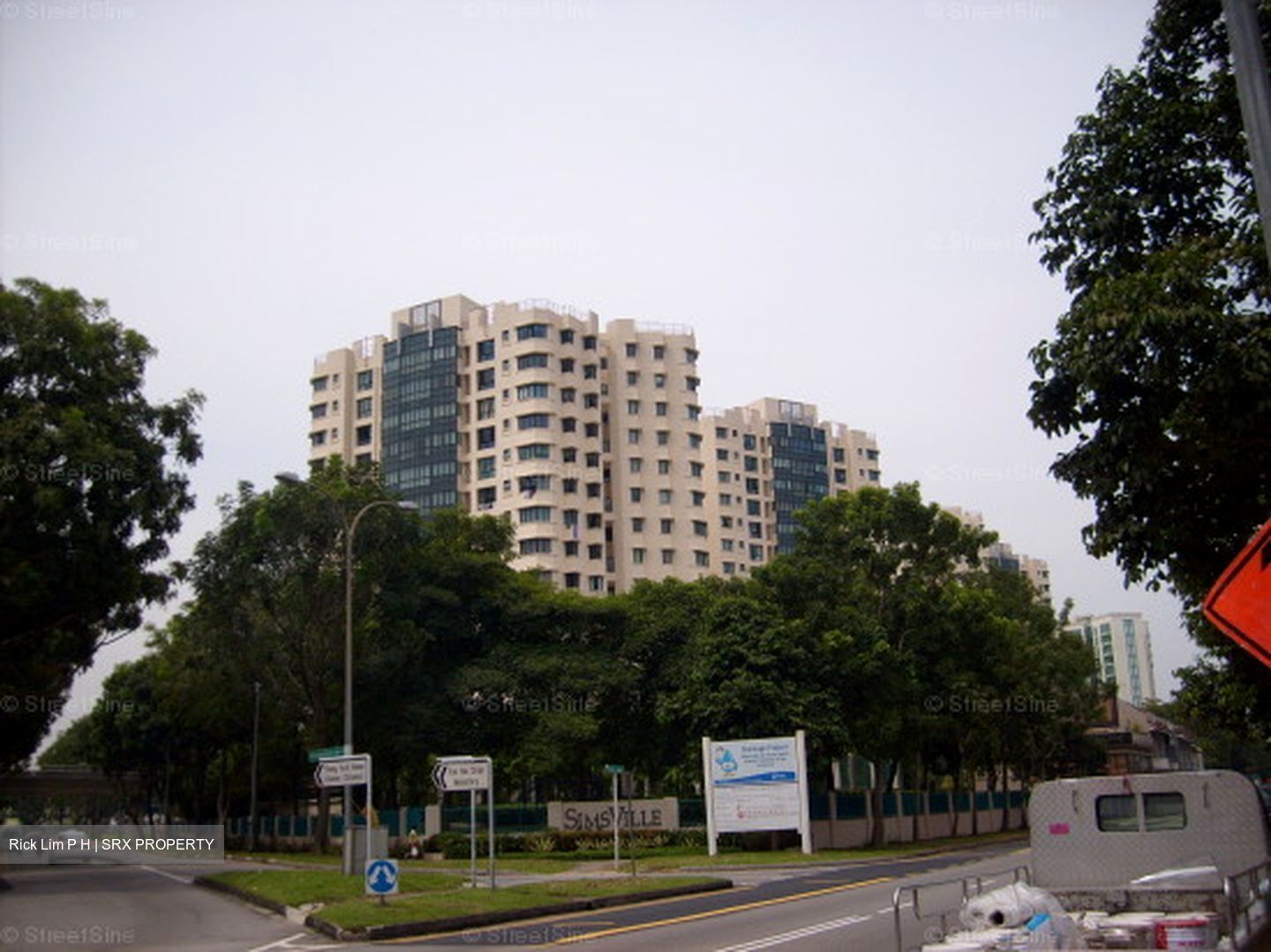 Simsville (D14), Condominium #596915891